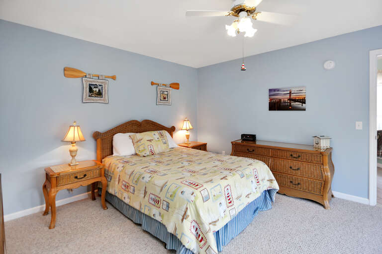 Bedroom 1 - Master Bedroom