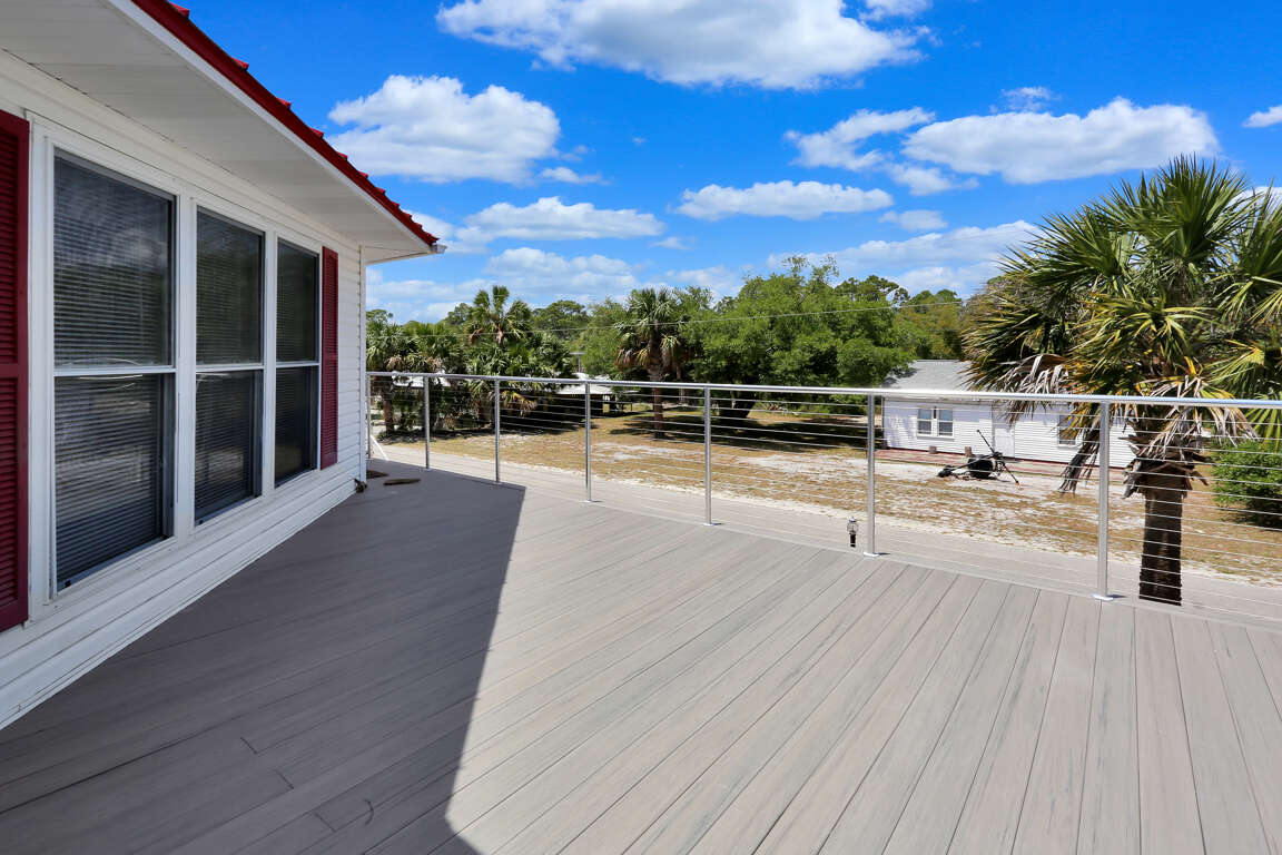 DeLight House 2 Bedroom Vacation in Indian Pass FL