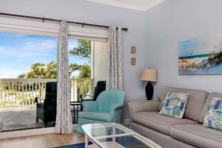 Living Room and Beachfront Deck Living Room and Beachfront Deck