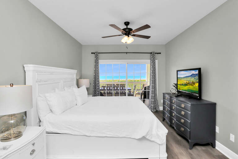 Bedroom 1 - Gulf Front Master Bedroom Bedroom 1 - Gulf Front Master Bedroom