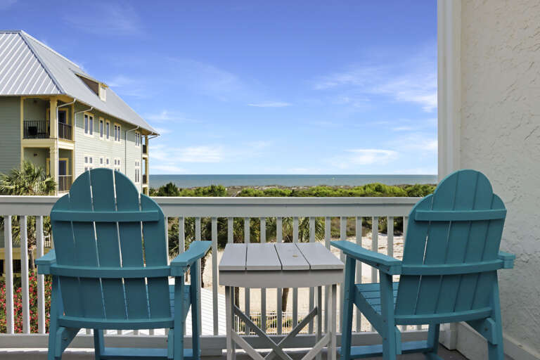Furnished Beach Front Deck