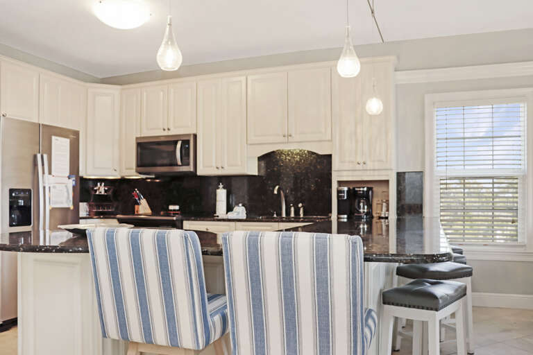 Kitchen Bar