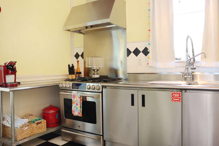 Kitchen Cooking Area