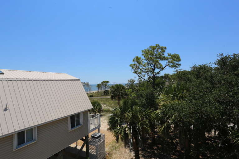 Top Floor Deck View to the Right