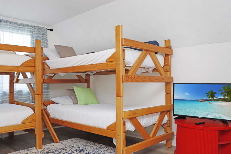 Bedroom 3 with TV