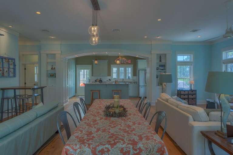 Dining_&_Kitchen_Area