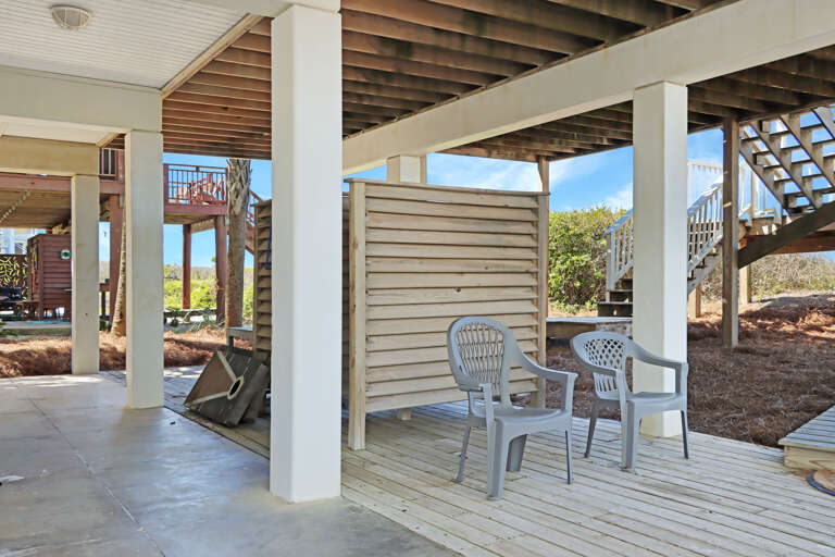 Enclosed Outdoor Shower