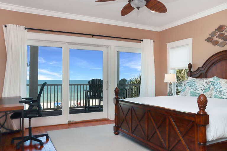 Bedroom 4 - Beachfront Master Bedroom
