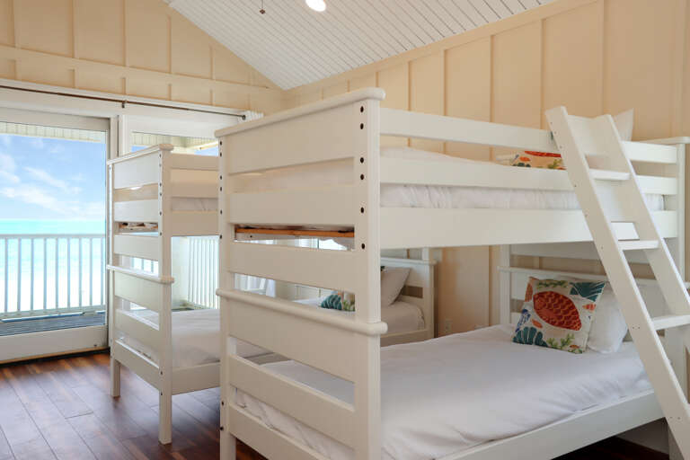Bedroom 6 - Bunk Room