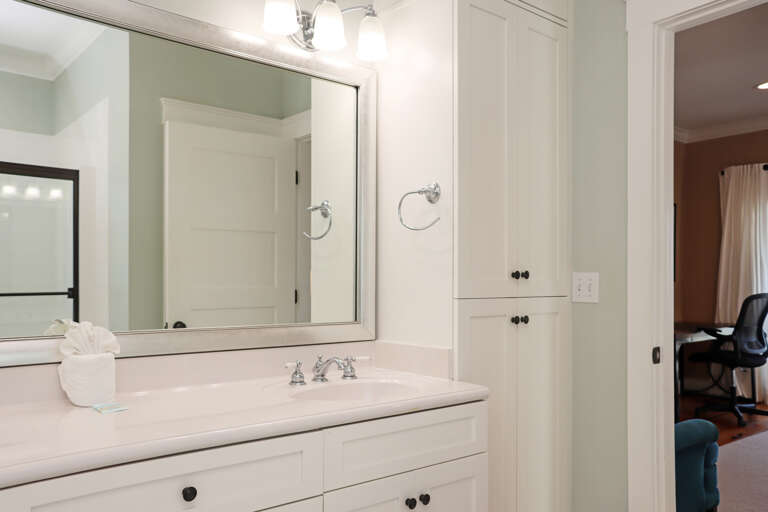Bedroom 4 - Master Bathroom View