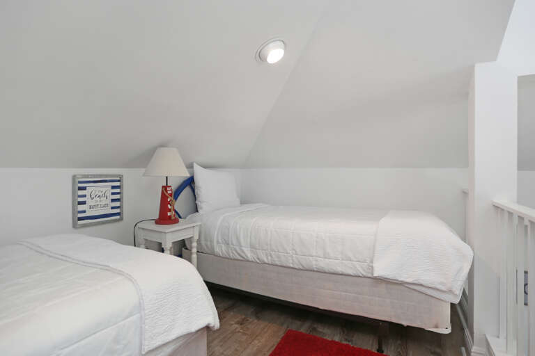 Upstairs Loft - Bed 1