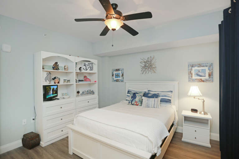 Bedroom 2 with TV