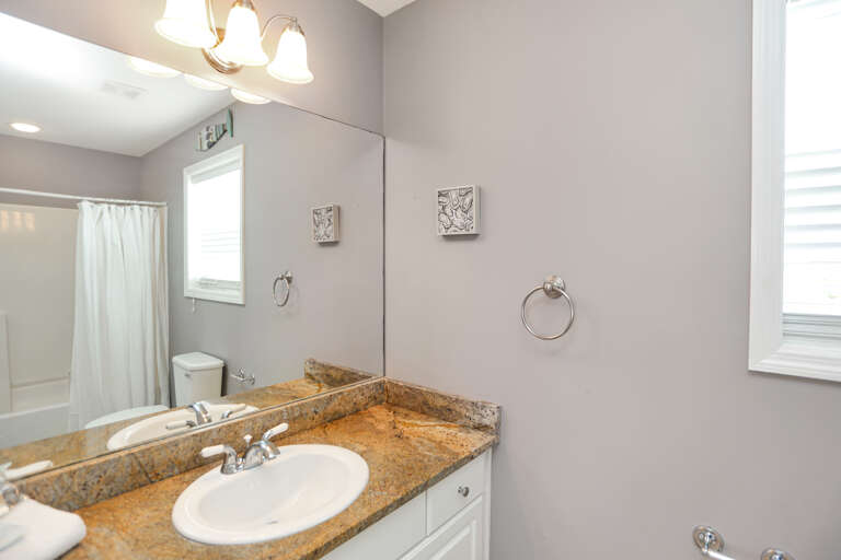 Bedroom 3 - Master Bath