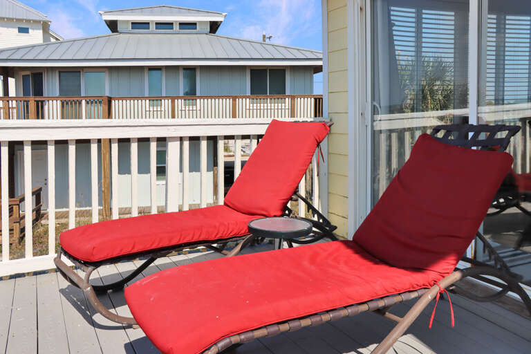 Loungers on Main Level Deck