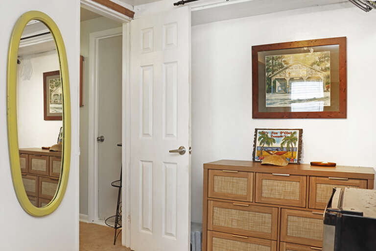 Mother-in-Law Suite with Full Bathroom