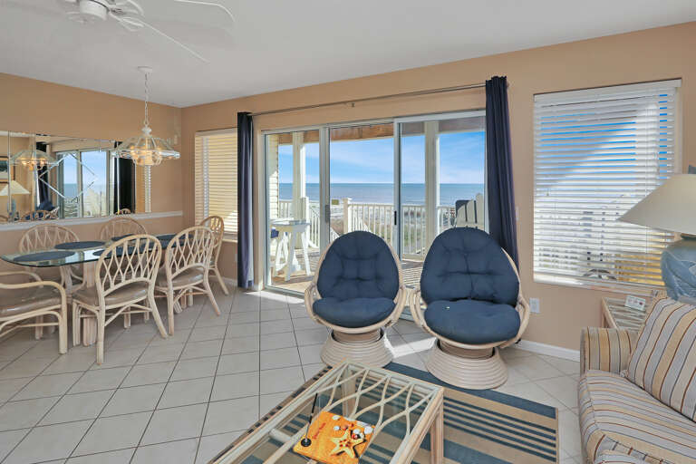 Living & Dining Area View Living & Dining Area View