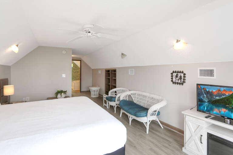 Bedroom 3 with Master Bath