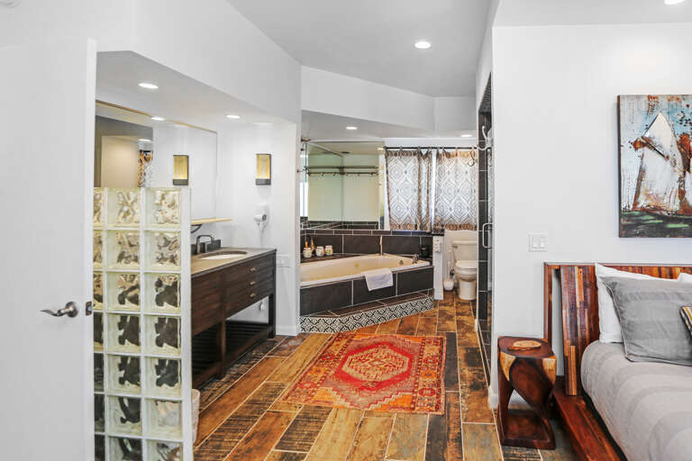 Bedroom 2 - Master Bath Inside Room