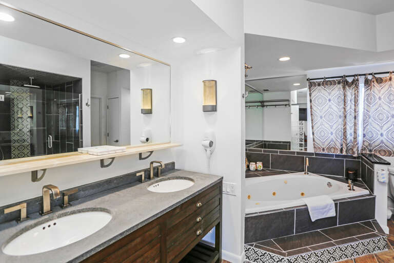 Bedroom 2 - Master Bath