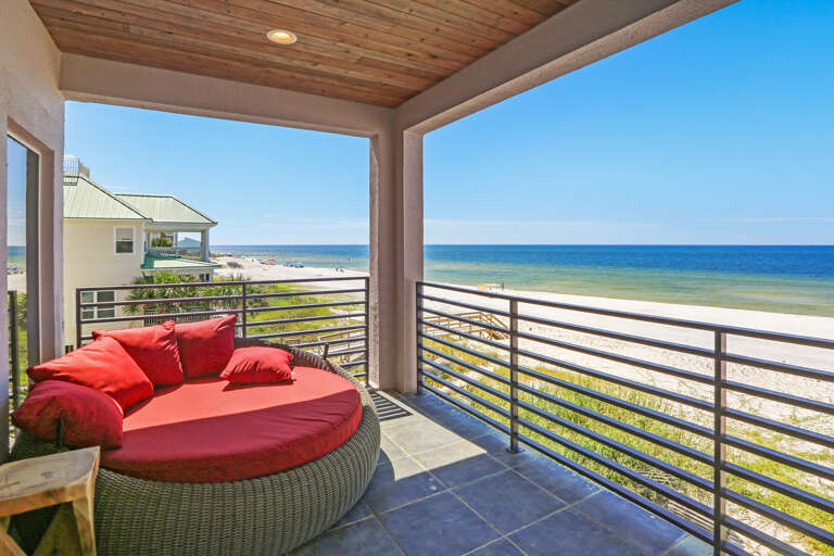 Bedroom 2 - Gulf Front Deck Sitting