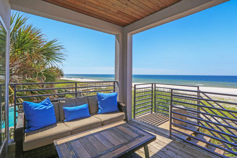 Sitting Area on Main Floor Deck