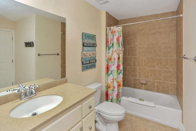 Full Bath Full Bath