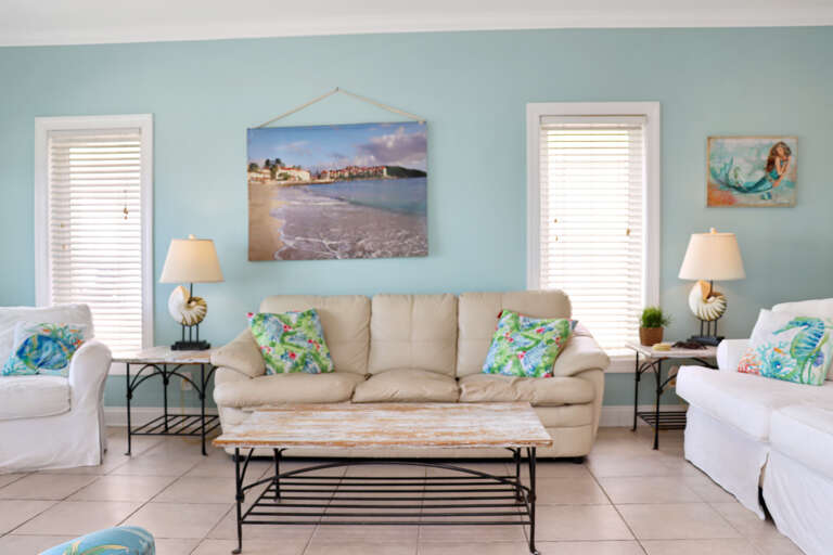 Main Living Room - Beachfront