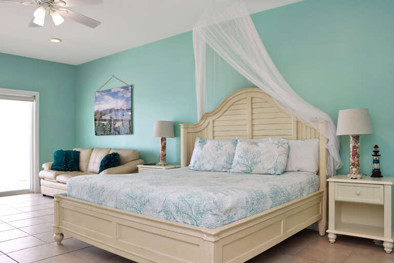 Bedroom 5 - Top Floor Beachfront Master Suite