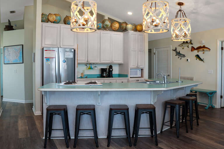 Open Kitchen with Wraparound Bar