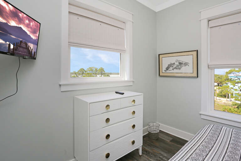 Bedroom 4 with TV