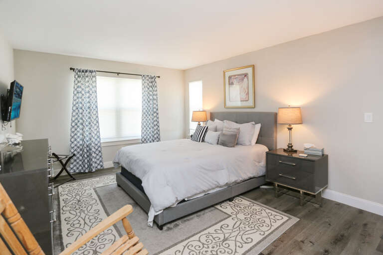 Bedroom 3 - Master Bedroom Bedroom 3 - Master Bedroom