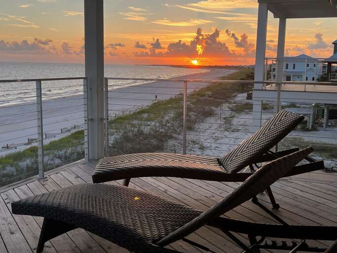 2nd Floor Deck