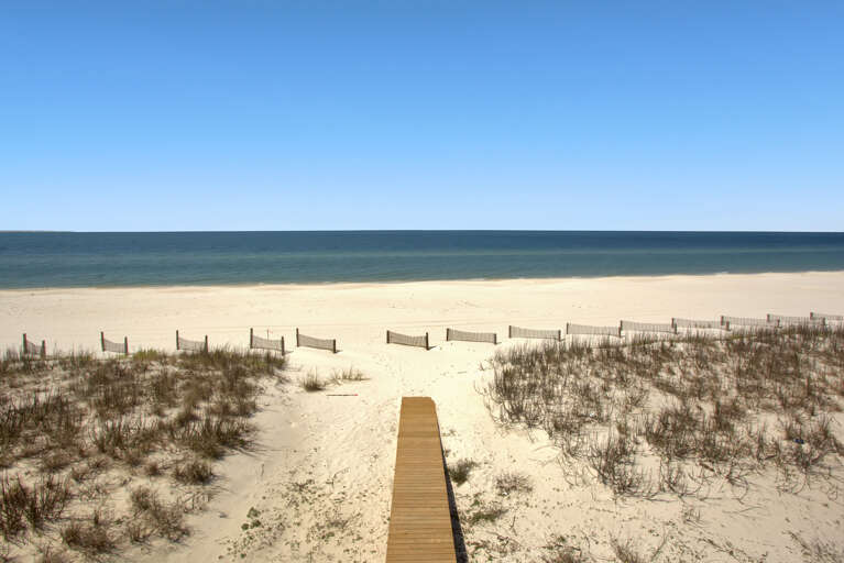 View & Private Boardwalk