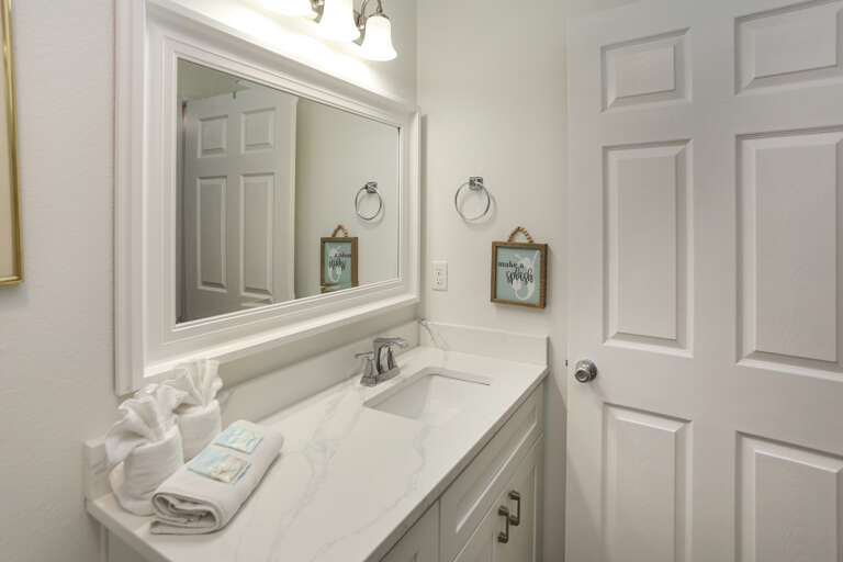 Bedroom 1 - Full Bath