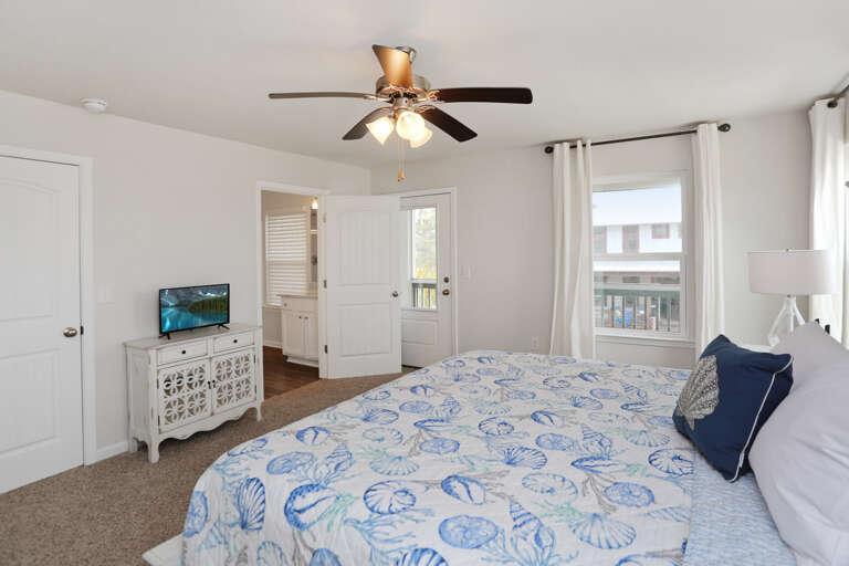 Bedroom 3 with Full Bath