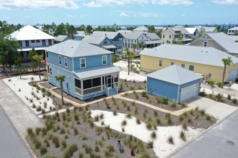 The Sandpiper - Corner Lot