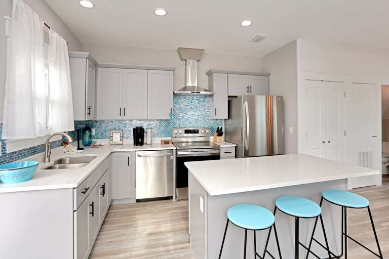 Bar Seating in Kitchen Bar Seating in Kitchen