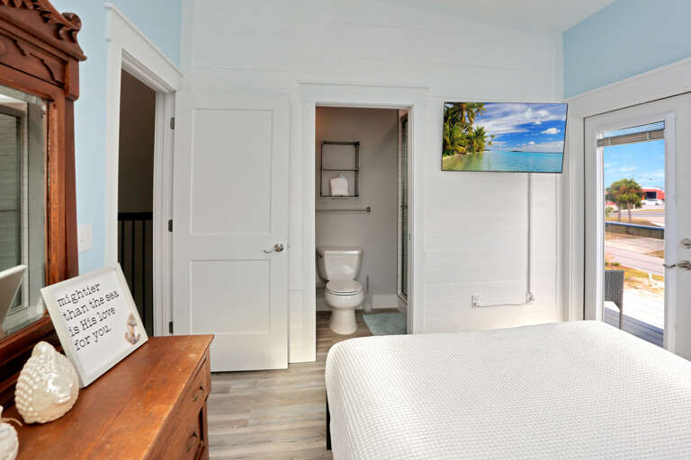 Bedroom 2 with TV