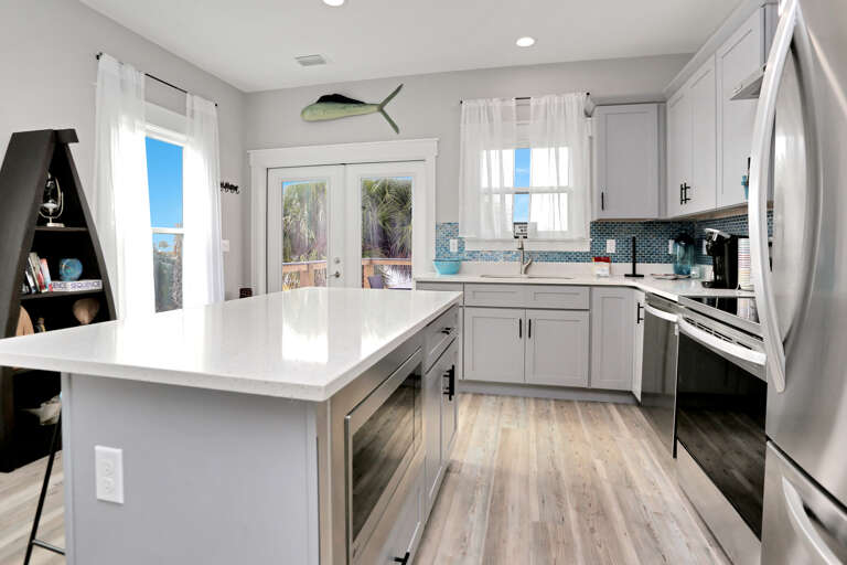 Kitchen Bar with Microwave Kitchen Bar with Microwave