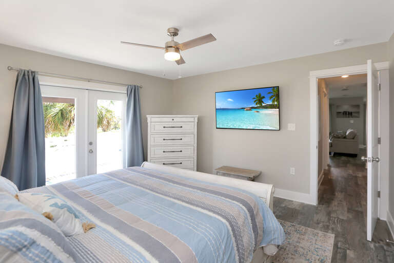 Bedroom 3 with TV