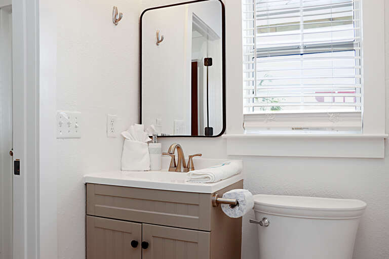 Ground Floor Full Bathroom