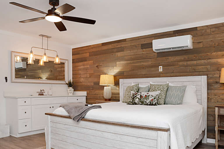 Ground Floor Master Bedroom with Vanity
