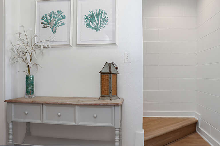 Ground Floor - Foyer