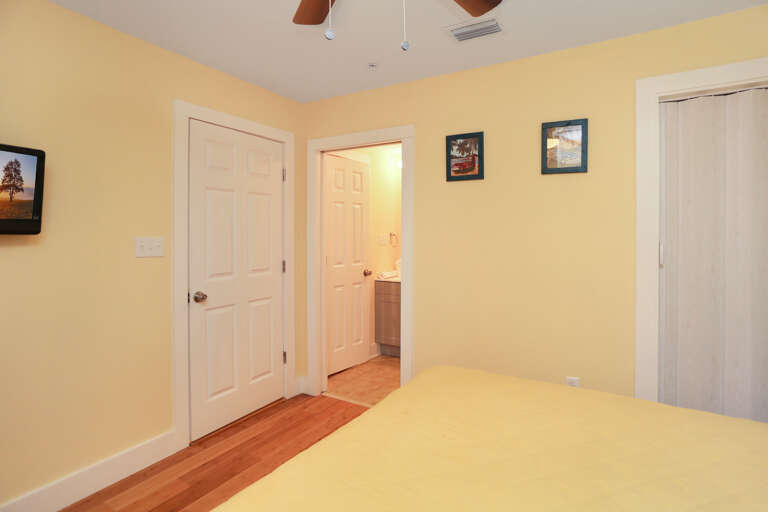 Bedroom 2 with Full Bath Access Bedroom 2 with Full Bath Access