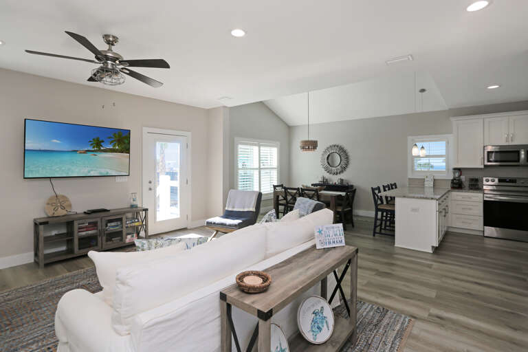 Living Area Living Area