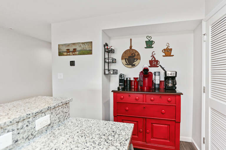 Kitchen - Coffee Bar Kitchen - Coffee Bar