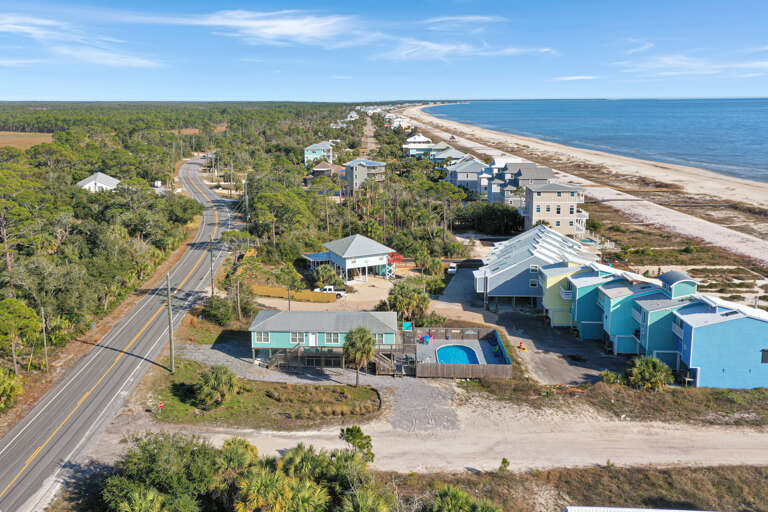 Off the Grid with Amazing Views of the Beach