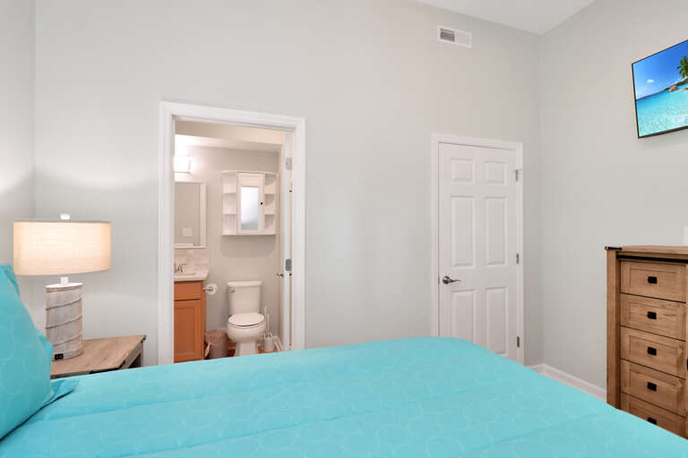 Dolphin Daze Hideaway - Bedroom 2 with Master Bath