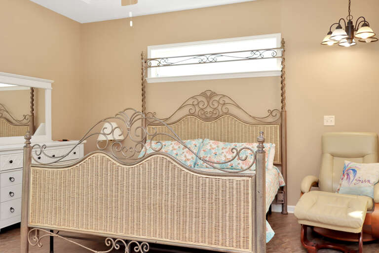 Bedroom 4 - Master Bedroom with Reading Corner