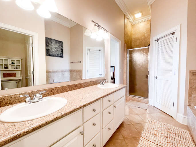 Bedroom 1 - Full Bath with Shower